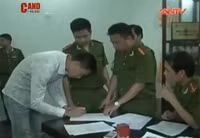 Bán độ, đánh bạc, song Dũng tra tay vào còng ảnh 9