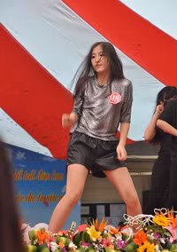 Trần Phú, nữ sinh, xinh đẹp, duyên dáng