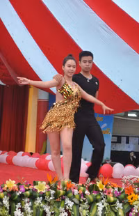 Trần Phú, nữ sinh, xinh đẹp, duyên dáng