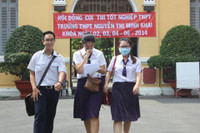 Làm tốt môn Ngoại ngữ, thí sinh phấn khởi rời trường thi ảnh 8 Làm tốt môn Ngoại ngữ, thí sinh phấn khởi rời trường thi ảnh 8