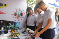 Ngôi trường mang tên nhà nữ bác học Marie Curie tròn 100 tuổi ảnh 5