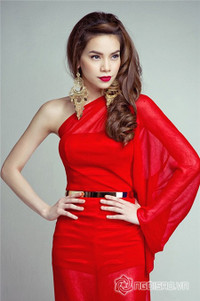 Những mỹ nữ “thừa sắc, dư tài” của showbiz Việt