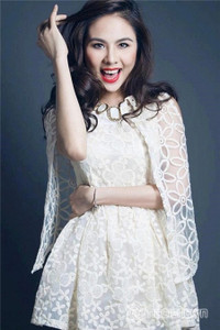 Những mỹ nữ “thừa sắc, dư tài” của showbiz Việt