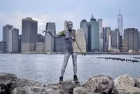 Tron mat truoc nhung bac thay nguy trang