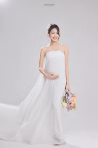 Mẹ vợ Đoàn Văn Hậu phản ứng đáng yêu trước tin con gái mang thai