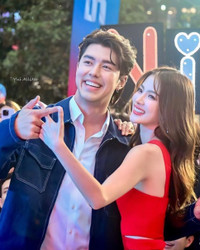 ‘Nữ thần màn ảnh’ Thái Lan công khai loạt ảnh 'đốn tim' cùng bạn trai