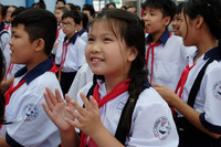 Niềm vui trường mới ảnh 3