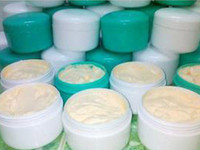 “Tai nạn” kinh hoàng khi dùng kem lột da ảnh 1