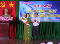 Cần Thơ: Họp mặt nữ cán bộ quản lý ngành GD&ĐT ảnh 3