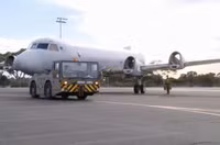 Australia không thương tiếc “xẻ thịt” sát thủ săn ngầm P-3C ảnh 1