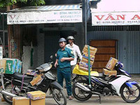 Người dân vùng tâm bão chủ động dự trữ lương thực ảnh 3