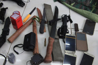 Cần Thơ: Triệt phá kho vũ khí “khủng” của giang hồ đòi nợ thuê ảnh 3