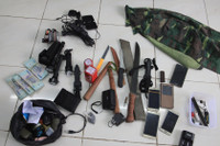 Cần Thơ: Triệt phá kho vũ khí “khủng” của giang hồ đòi nợ thuê ảnh 4