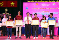Trao giải Cuộc thi “Tuổi trẻ học tập và làm theo tấm gương đạo đức Hồ Chí Minh” ảnh 5 Trao giải Cuộc thi “Tuổi trẻ học tập và làm theo tấm gương đạo đức Hồ Chí Minh” ảnh 5