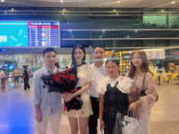 Hé lộ mối quan hệ của bạn trai Ý Nhi và gia đình nàng hậu