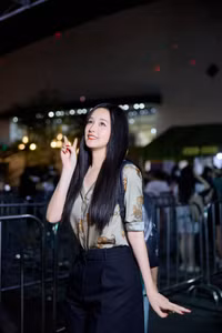 Hoa hậu Mai Phương Thúy xuất hiện như 'thần tiên tỷ tỷ' tại đám cưới Midu