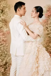 Midu tung ảnh cưới, biểu cảm của chồng người đẹp lập tức gây 'sốt'