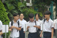 Thi vào lớp 10 tại TP.HCM: Tình cảm gia đình vào đề Ngữ văn ảnh 5