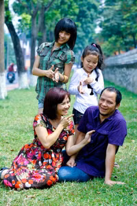 Gia đình hạnh phúc của diễn viên Anh Tuấn - Nguyệt Hằng 6