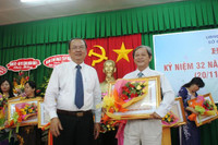 Cần Thơ: Họp mặt kỷ niệm 32 năm ngày Nhà giáo Việt Nam ảnh 1 Cần Thơ: Họp mặt kỷ niệm 32 năm ngày Nhà giáo Việt Nam ảnh 1