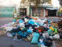 Cần Thơ: Khu dân cư Thường Thạnh ngập rác ảnh 1 Cần Thơ: Khu dân cư Thường Thạnh ngập rác ảnh 1