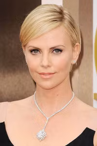 15 mỹ nhân quyến rũ nhất thảm đỏ năm 2014