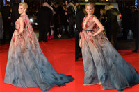 Những bộ váy xấu và đẹp nhất trên thảm đỏ năm 2014 ảnh 2 Những bộ váy xấu và đẹp nhất trên thảm đỏ năm 2014 ảnh 2
