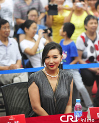 “Con gái” Triệu Vy xinh như thiên thần ảnh 15