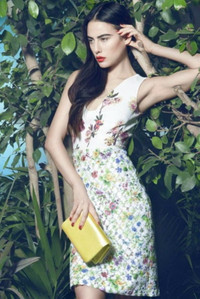 Đóa hồng lai theo mẹ về Việt Nam học tập và làm việc ảnh 8