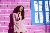 Hồ Ngọc Hà mặc quần ngắn cũn nhảy tưng bừng ảnh 8