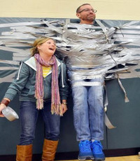 Hành động “nổi loạn” của những người hài hước (2) ảnh 7