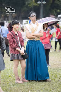 Giới trẻ Hà thành xúng xính kimono tạo dáng bên hoa anh đào