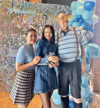 Bạn trai tỷ phú tặng quà 'khủng' cho cha dượng Lisa (BLACKPINK)