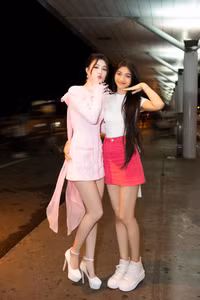 Phương Nhi nhận 'món quà' cực lớn từ hội chị em Hoa hậu, Á hậu 