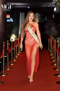 Thí sinh Miss Grand International 'lột xác' ngoạn mục dự tiệc sang chảnh