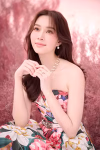 'Thần tiên tỷ tỷ' Đặng Thu Thảo khoe nhan sắc trường tồn theo thời gian