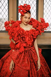 Danh tính chồng sắp cưới 'không phải dạng vừa' của siêu mẫu Thanh Hằng 