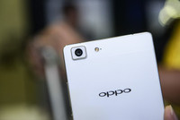 Smartphone mỏng nhất thế giới ảnh 5