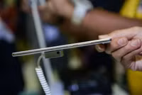 Smartphone mỏng nhất thế giới ảnh 8
