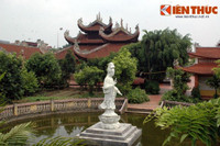 Nhà cửa như lâu đài sừng sững giữa phố lớn của Minh “sâm”, Hưng “sóc“ ảnh 11