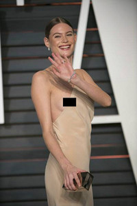 Sao ngượng chín mặt vì loạt sự cố bục áo, tốc váy ảnh 16