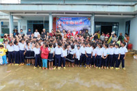 Ấm áp mùa Noel đầu tiên của những học sinh vùng cao ảnh 4 Ấm áp mùa Noel đầu tiên của những học sinh vùng cao ảnh 4