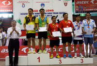 Kết thúc giải cầu lông “Người giáo viên nhân dân” toàn quốc lần thứ VI ảnh 6