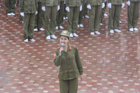 Hoành tráng hàng nghìn sinh viên đội mưa diễu hành ảnh 3