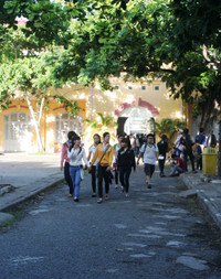 Sáng nay, thí sinh cả nước làm thủ tục dự thi THPT quốc gia ảnh 38