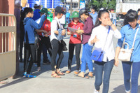 Sáng nay, thí sinh cả nước làm thủ tục dự thi THPT quốc gia ảnh 24