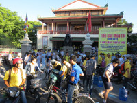 Sáng nay, thí sinh cả nước làm thủ tục dự thi THPT quốc gia ảnh 15