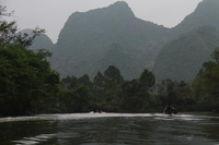 Suối Yến chùa Hương dậy sóng mồng 1 Tết ảnh 3