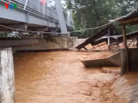 son la chim trong bien nuoc, 8 nguoi chet va mat tich hinh 1