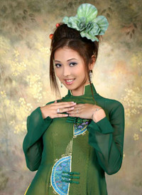 Jennifer Phạm thời còn đóng phim cùng Quang Dũng